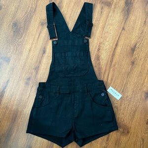 Pacsun woman’s overall shorts